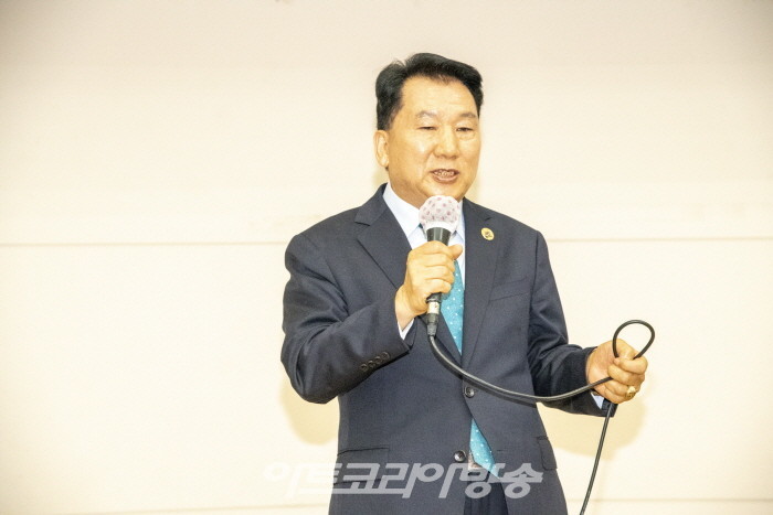 일본 오끼나와 김두형 교류회장