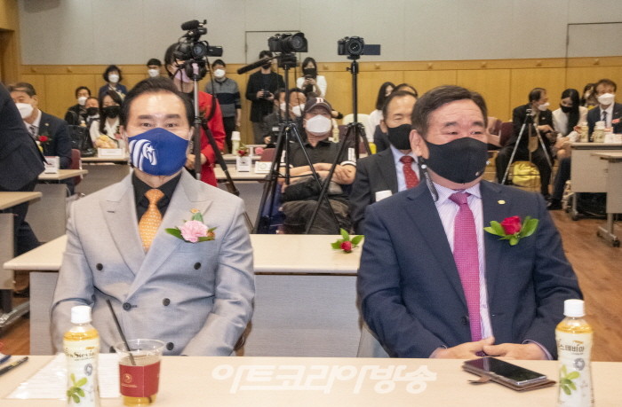 박희영 총재와 임채룡 대회장