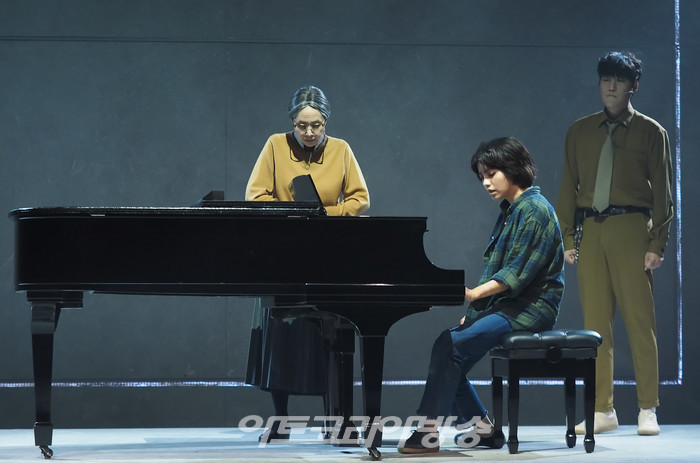 뮤지컬 '포미니츠' 프레스콜(크뤼거 역 김선경, 제니 역 김환희, ). 2021.04.13 ⓒ아트코리아방송 이용선 기자