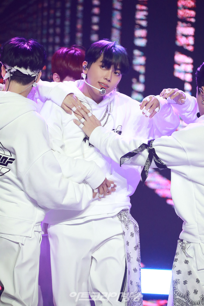 '온앤오프'(ONF) 'CITY OF ONF' 쇼케이스(엠케이) 2021.04.28 제공 WM엔터테인먼트