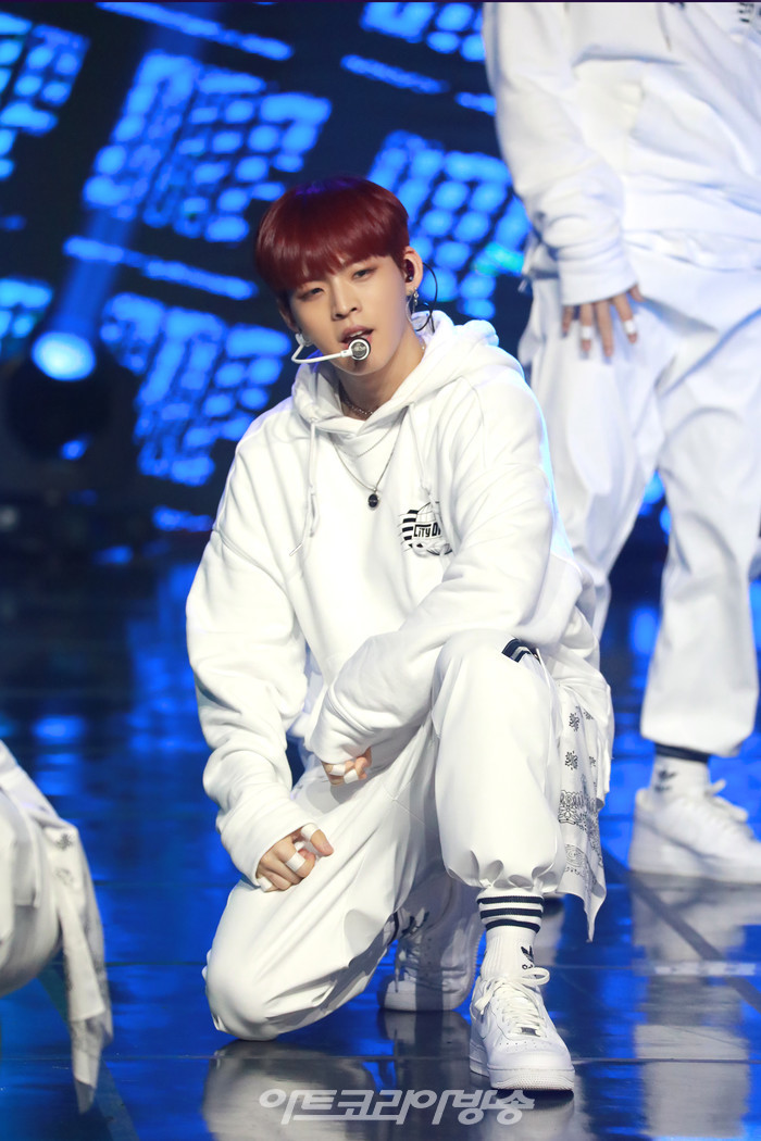 '온앤오프'(ONF) 'CITY OF ONF' 쇼케이스(효진) 2021.04.28 제공 WM엔터테인먼트