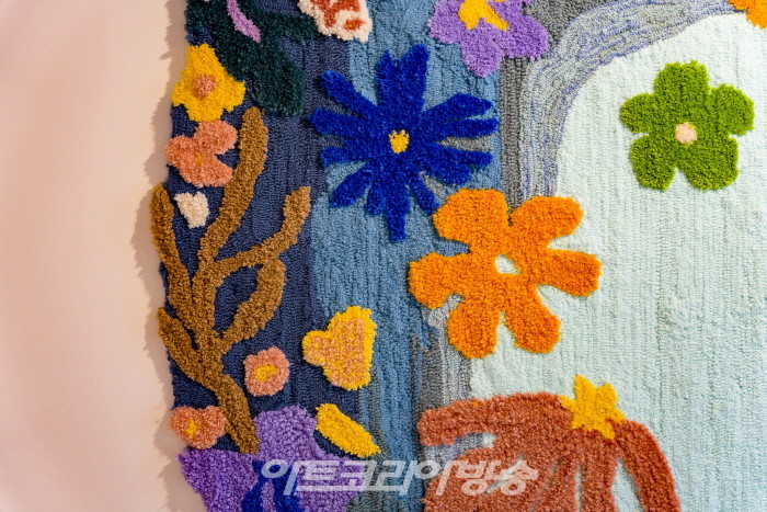 우유경 개인전 Youkyung Woo ‘abstract flowers in my garden'