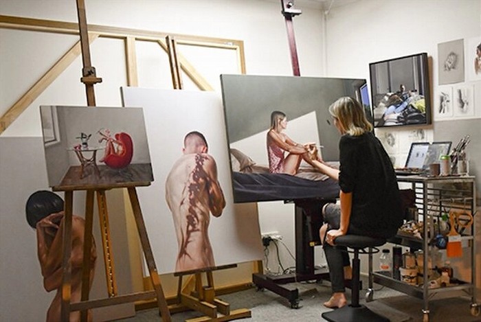 Artist photo_Bronwyn Hill