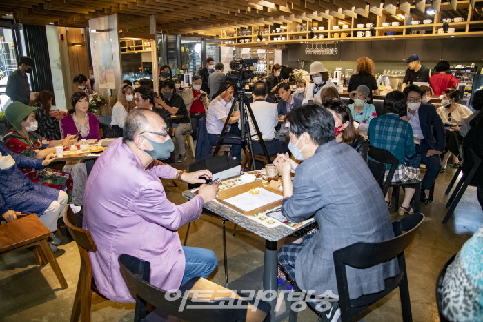 리정 출판기념회 2탄 ‘100명의 성공한 화가들의 비밀’