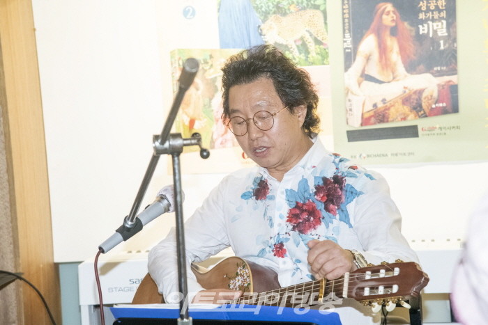 리정 출판기념회 2탄 ‘100명의 성공한 화가들의 비밀’-작가 권순창 축하노래