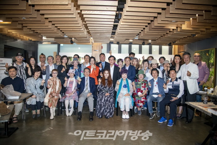 리정 출판기념회 2탄 ‘100명의 성공한 화가들의 비밀’