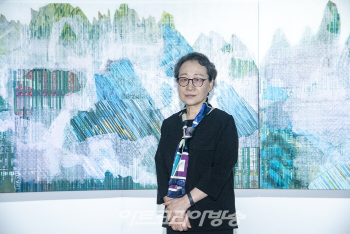 오현영 작가 '바코드산수화'전