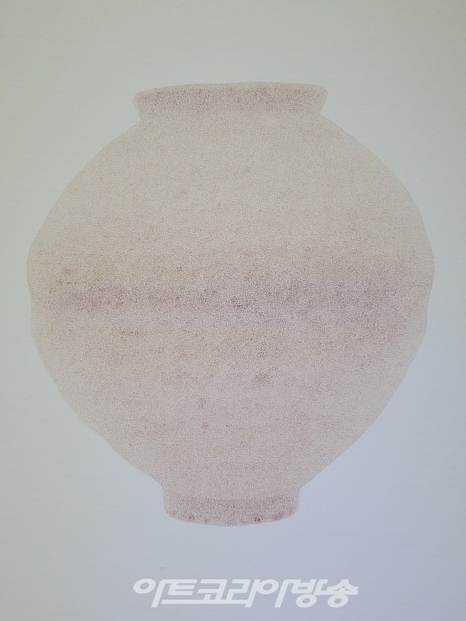 허정호 초대展 '티끌 같은 문자로 그린 달항아리'