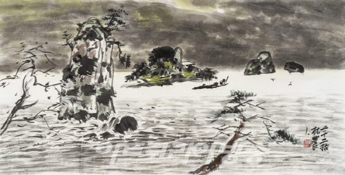 '변산의 겨울바다'(68.5㎝X34.5㎝), 한지에 수묵담채(2021)