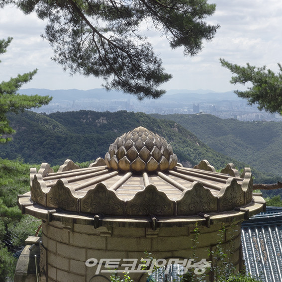 임창준 작가의 “기원의 장소” 사진전