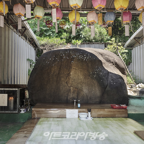 임창준 작가의 “기원의 장소” 사진전