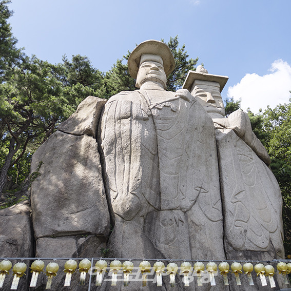 임창준 작가의 “기원의 장소” 사진전