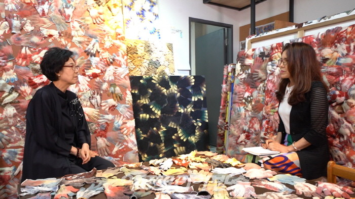 정경연 작가와 김미영 국장