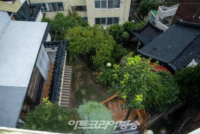 전통 복식 부문 김현숙 명인 '옷이 곧 사람이다'