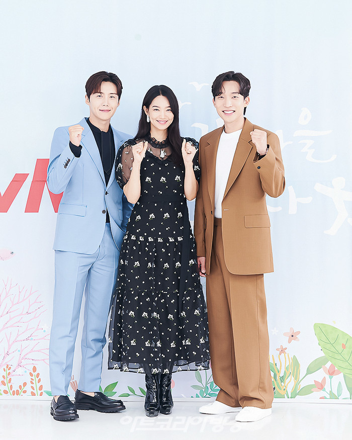 ​tvN 새토일드라마 '갯마을 차차차' 제작발표회(김선호, 신민아, 이상이) 제공 tvN