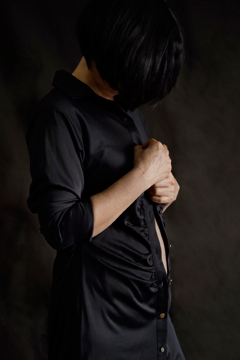 어느 날 다가온 육체의 감옥을 직시하며