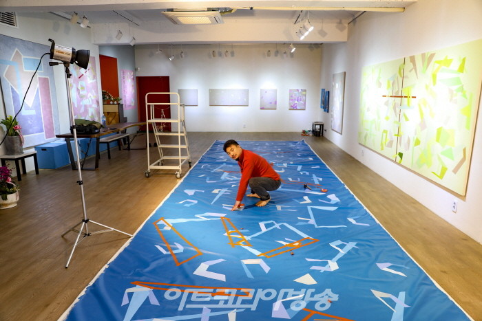 아트코리아방송이 선정한 대한민국 문화예술대상 회화부문 금보성 작가