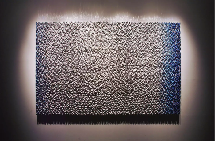 Yong R. Kwon , Ultramarine-Light , 2014, 캔버스에 스테인리스 스틸, 57 18 x 89 34 in.