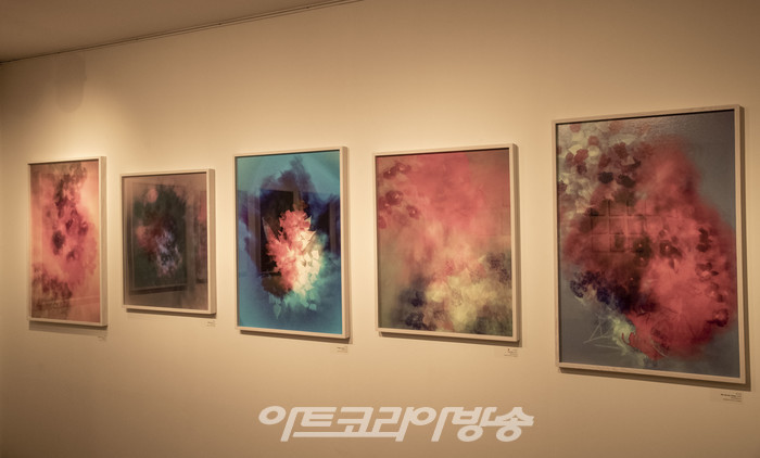 유수호 개인전 ‘Middle Space, My Princess Chrystie’