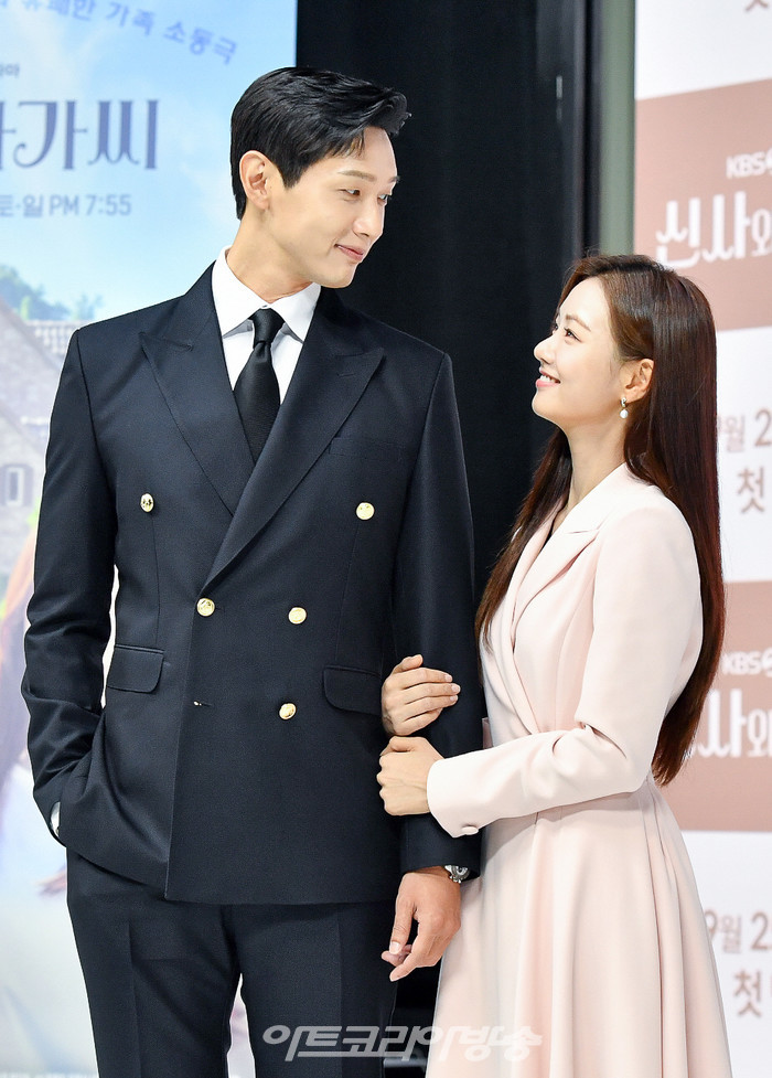 KBS 2TV 새 주말드라마 '신사와 아가씨' 제작발표회(지현우, 이세희). 제공 KBS