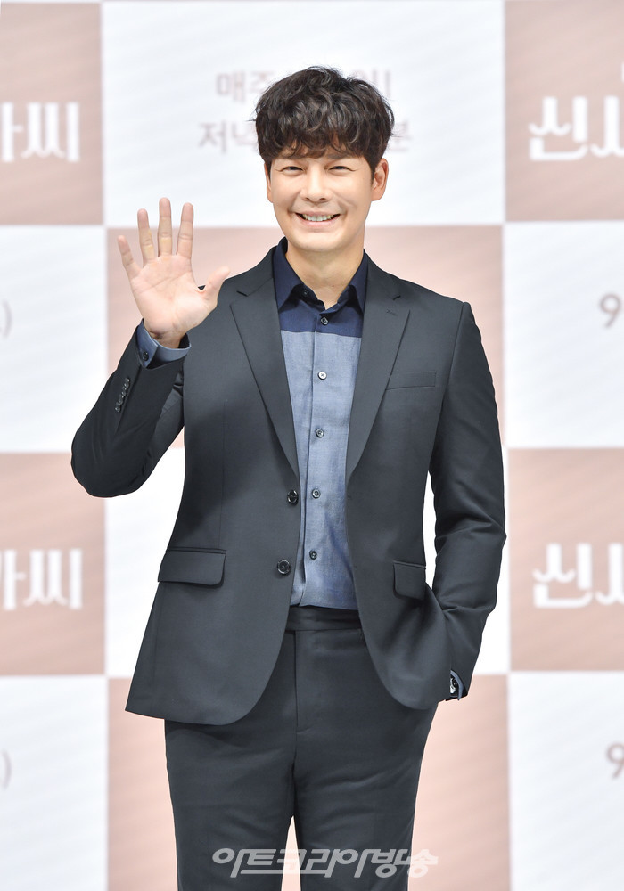 KBS 2TV 새 주말드라마 '신사와 아가씨' 제작발표회(강은탁). 제공 KBS