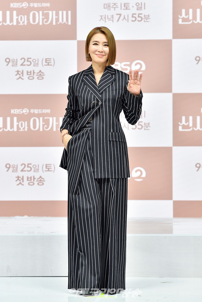 KBS 2TV 새 주말드라마 '신사와 아가씨' 제작발표회(이일화). 제공 KBS