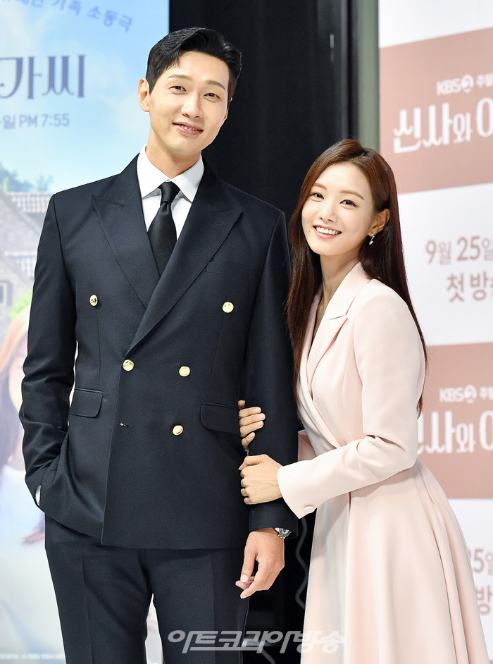 KBS 2TV 새 주말드라마 '신사와 아가씨' 제작발표회(지현우, 이세희). 제공 KBS