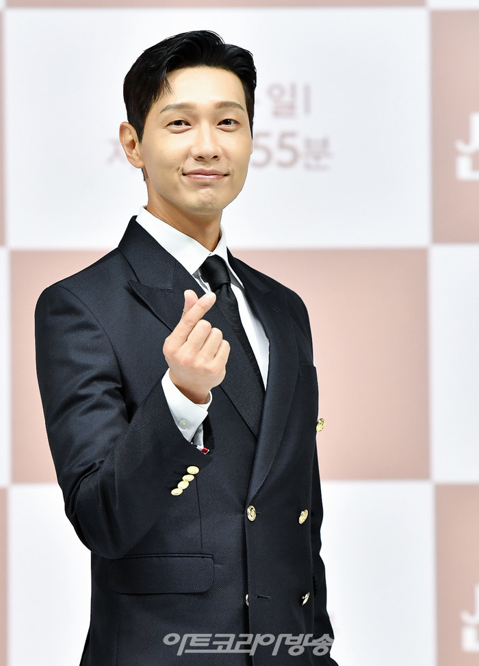 KBS 2TV 새 주말드라마 '신사와 아가씨' 제작발표회(지현우). 제공 KBS