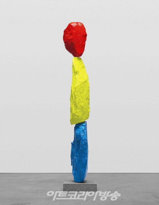 줄리안 오피(b.1958)2010Vinyl on wooden stretcher268.9 x 162.2 x 3.5 cmCourtesy of the artist and Kukje Gallery이미지 제공: 국제갤러리