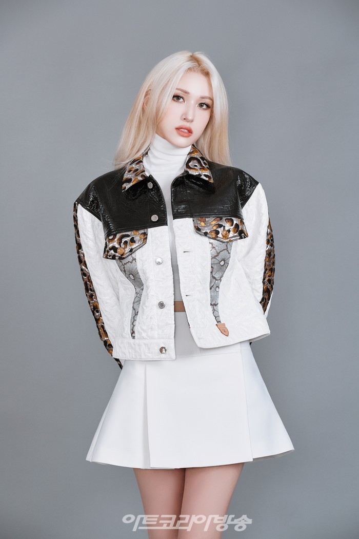 전소미 'XOXO' 쇼케이스 제공  더블랙레이블