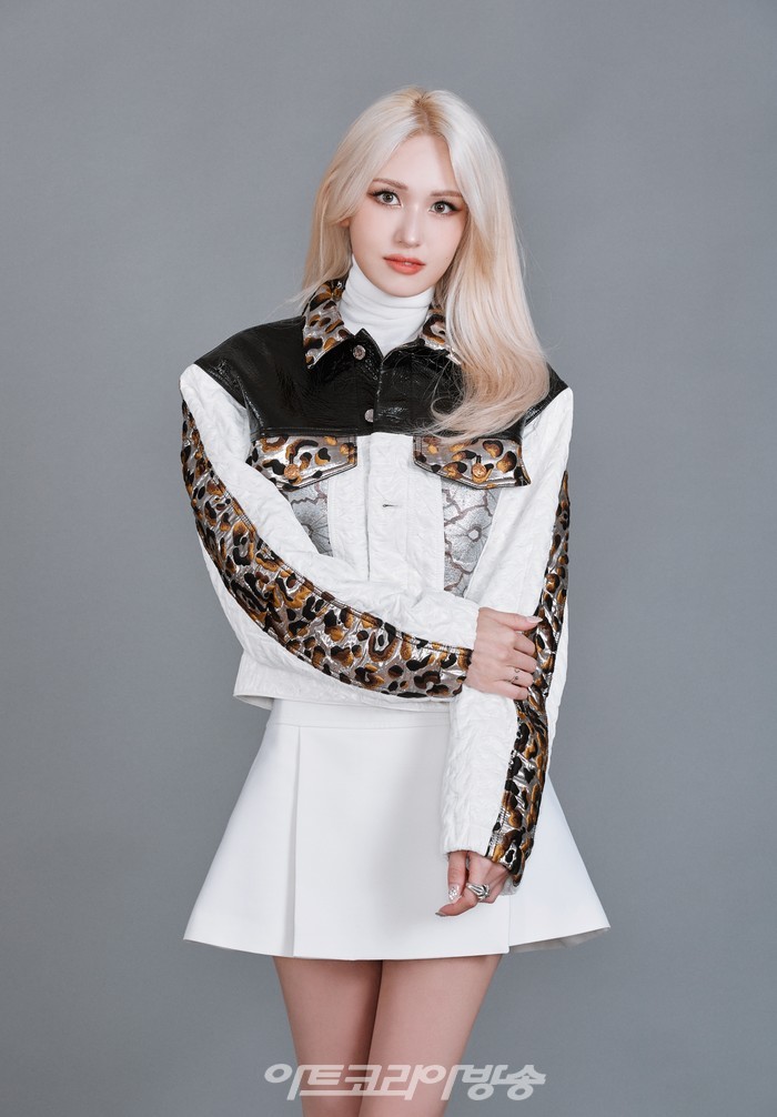 전소미 'XOXO' 쇼케이스 제공  더블랙레이블