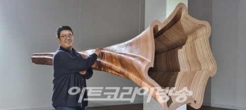 제13회 유재흥 展 'Wrapping 13번째 이야기'