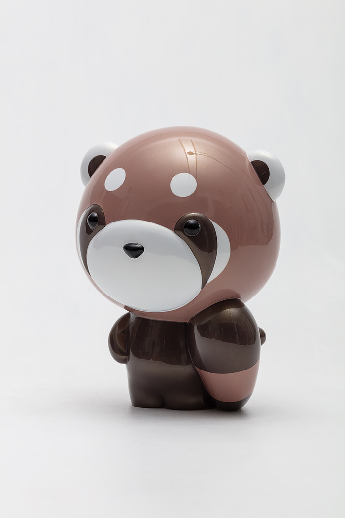 Now, Let_s Get Going Glossy Lessa, 20x17x25cm, urethane paint on plastic, 2_