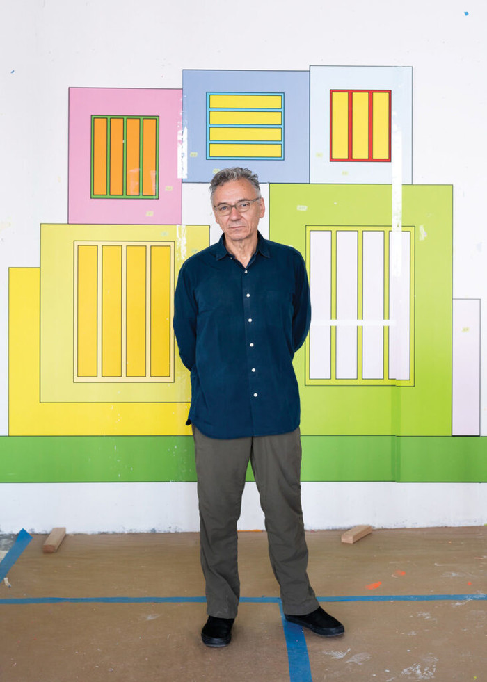 Peter Halley’s solo exhibition “Cell Grids” is at Dallas Contemporary from September 25 to February 13, 2022. Photography by Nicholas Calcott.