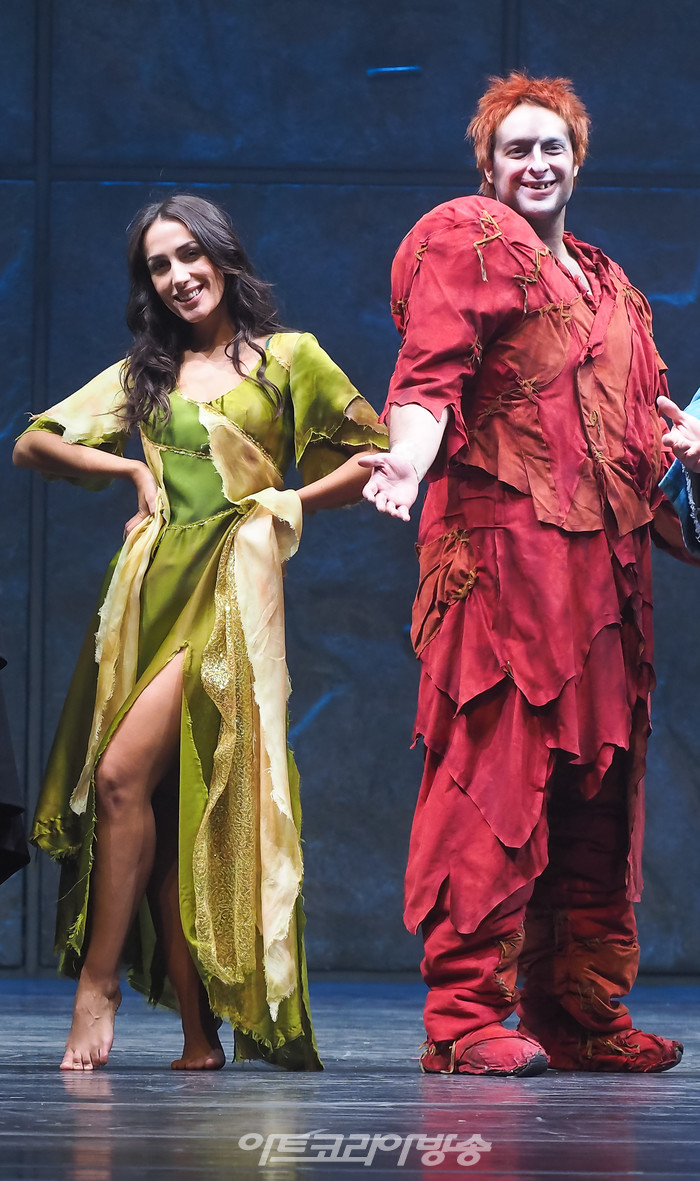 뮤지컬 '노트르담 드 파리' 프렌치 오리지널 내한 프레스콜 행사(에스메랄다 역 엘하이디 다니, 콰지모도 역 안젤로 델 비키오) 2021.11.18 사진 ⓒ아트코리아방송 이용선 기자