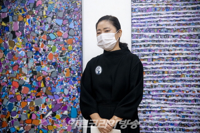 드림온아트 센터 김서정 대표(권순욱 작가 모)