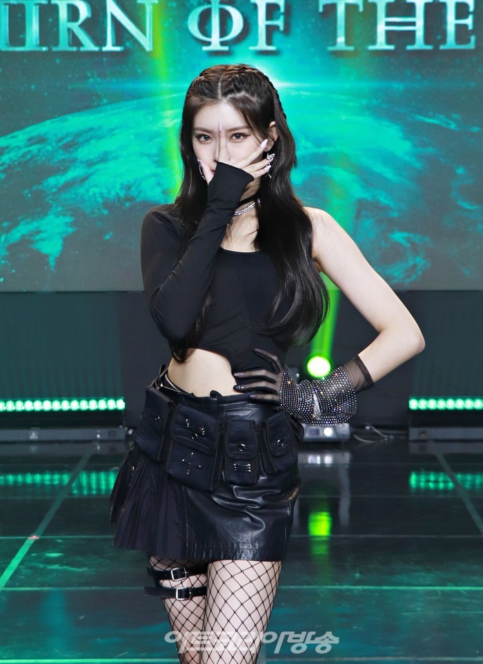 에버글로우 'Return of The Girl' 쇼케이스(이런) 2021.12.01 제공 위에화엔터테인먼트