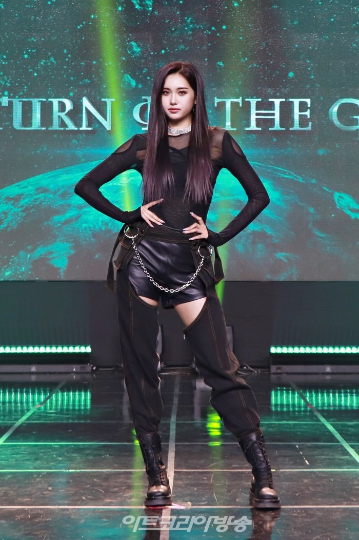 에버글로우 'Return of The Girl' 쇼케이스(아샤) 2021.12.01 제공 위에화엔터테인먼트