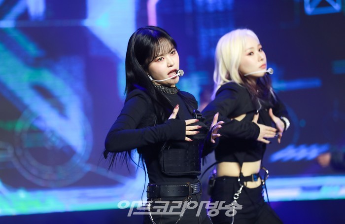 에버글로우 'Return of The Girl' 쇼케이스(이유) 2021.12.01 제공 위에화엔터테인먼트