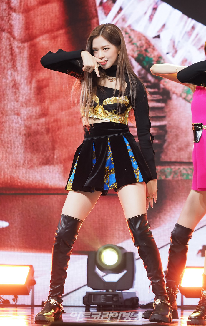 IVE(아이브) 데뷔 싱글앨범 'ELEVEN' 쇼케이스(안유진) 2021.12.01 사진 ⓒ아트코리아방송 이용선 기자