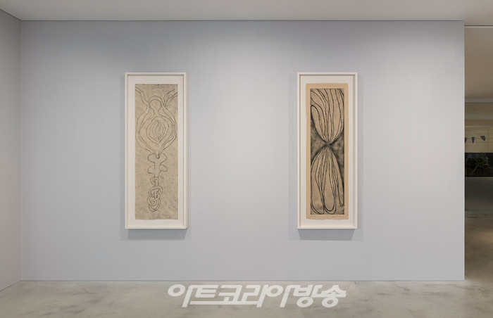 국제갤러리 1관(K1) 루이스 부르주아 개인전 《유칼립투스의 향기 The Smell of Eucalyptus》 설치전경이미지 제공: 국제갤러리