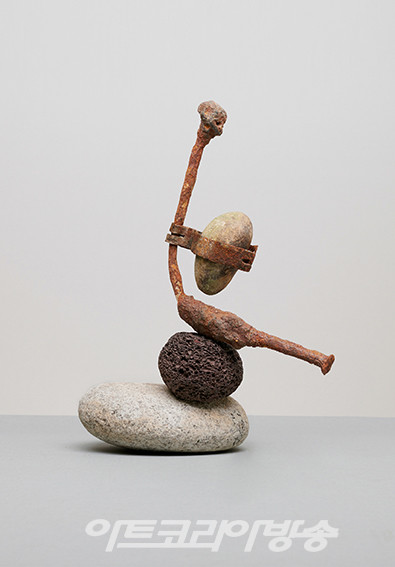 사이_between  이지혜. 최미향. 오혜련 사진전