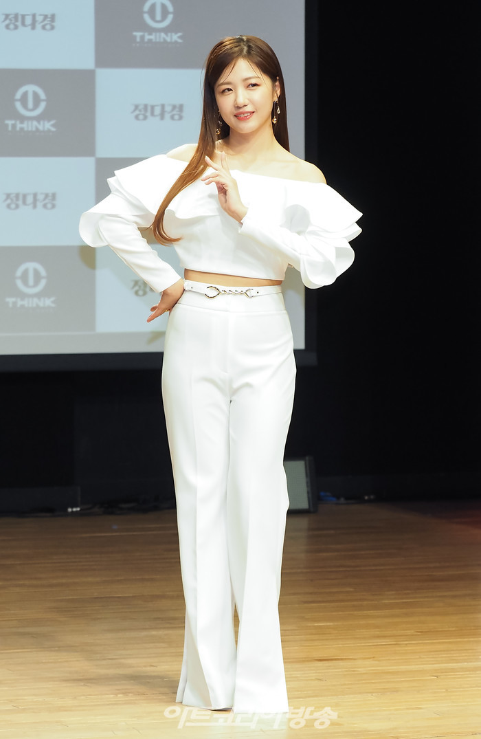 정다경 '가라 그래' 쇼케이스. 2022.01.13 사진 ⓒ아트코리아방송 이용선 기자