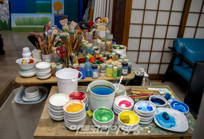 김인옥 작가 '그리움과 서정의 시적 메타포'