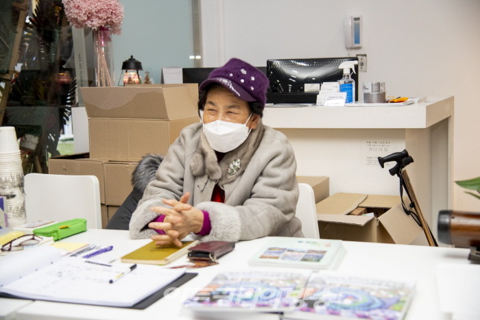 안호범 화백 부인