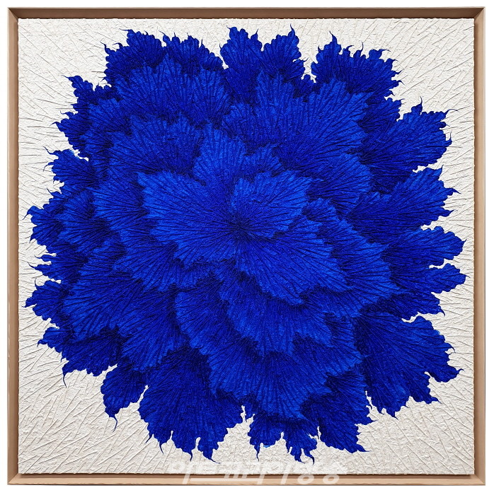 김순철 개인전 'About wish' 한지에 채색과 바느질