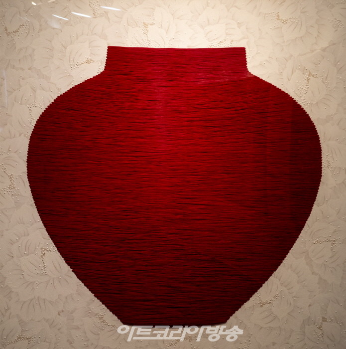 김순철 개인전 'About wish' 한지에 채색과 바느질