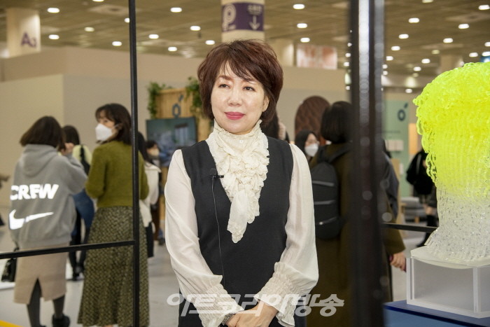 아크퍼니쳐 & (주)흥왕과 협업 '2022 서울리빙디자인페어 신작전시'