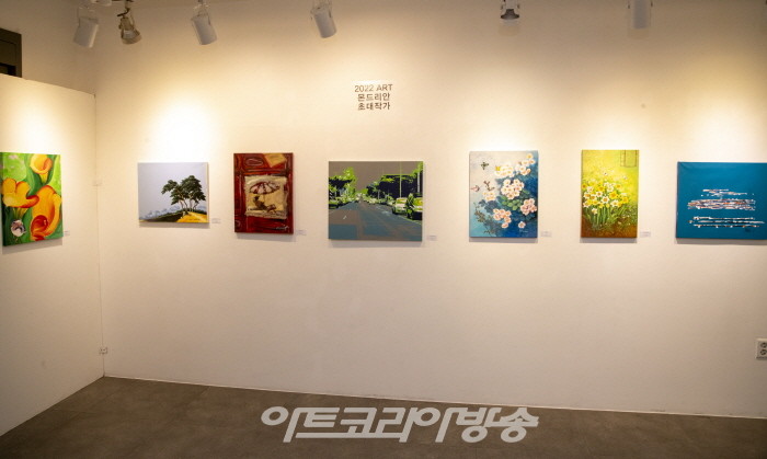 초대작가 이해윤, 김세한, 장문자, 임선옥, 김미옥, 조영애, 최선주 작가 작품