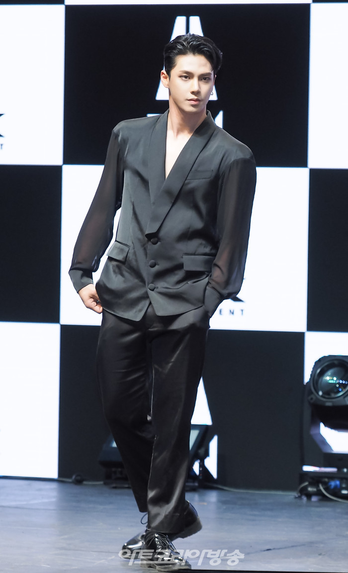 탄(TAN) 데뷔 앨범 '1TAN' 쇼케이스(재준) 2022.03.10 사진 ⓒ아트코리아방송 이용선 기자